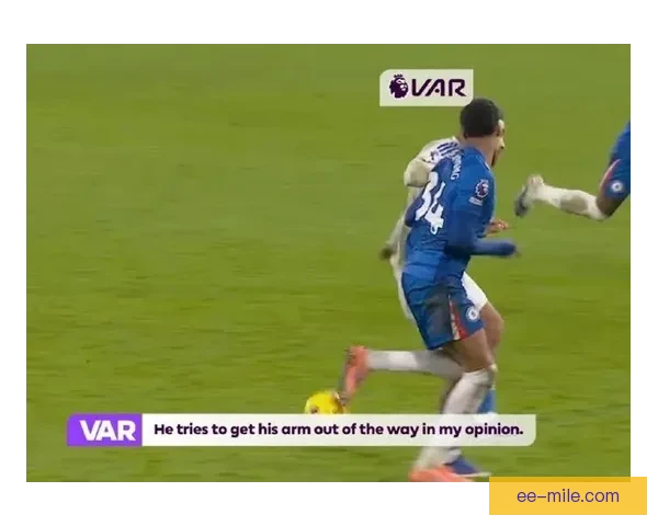 2026世界杯首次启用虚拟裁判助理技术进行实时判罚演示